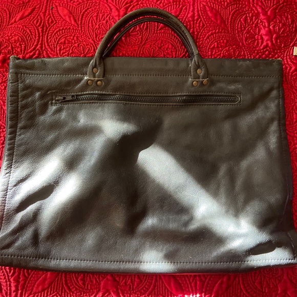 Genuine leather non branded portfolio - Picture 6 of 16